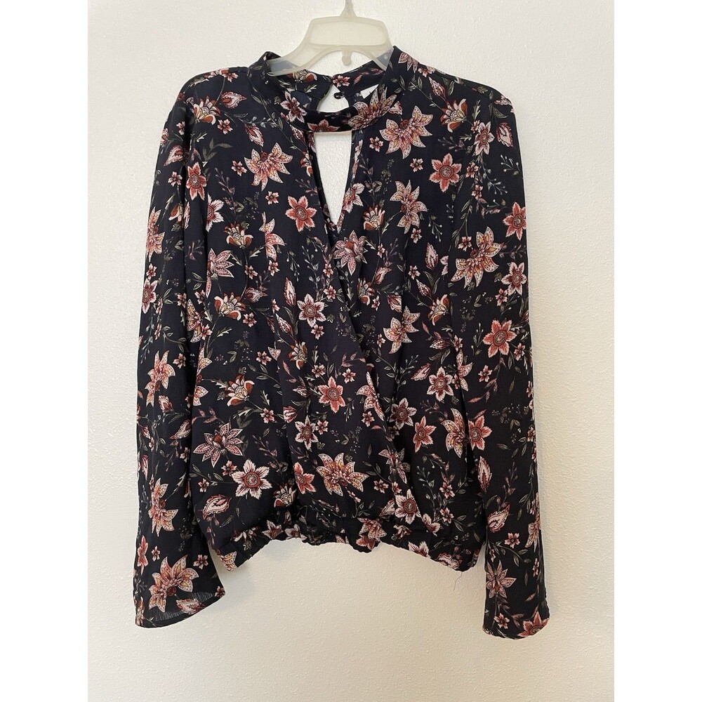Daytrip Women's Blouse Black Floral Button  Keyhole Top Elasticized Cuffs Large